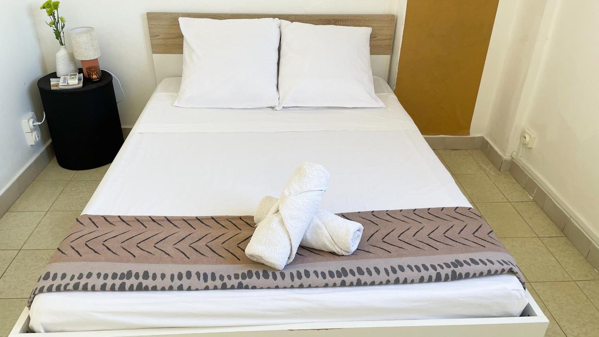 T2 Calme Et Lumineux Au Coeur De Pointe-A-Pitre Apartment ภายนอก รูปภาพ